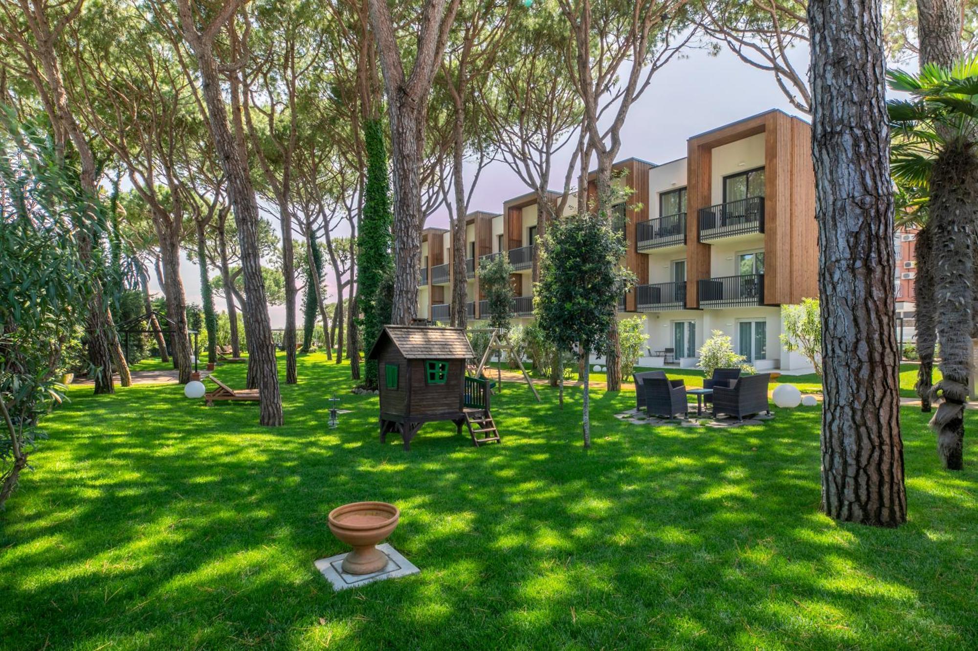 4 Resort a Pineta, Lido di Jesolo per una Vacanza Senza Compromessi