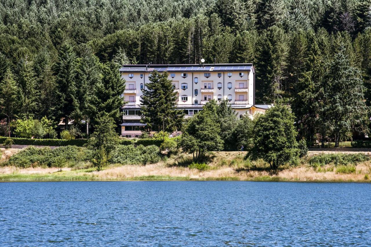 4 Resort Vicino agli Impianti di Sci di Lorica da Prenotare