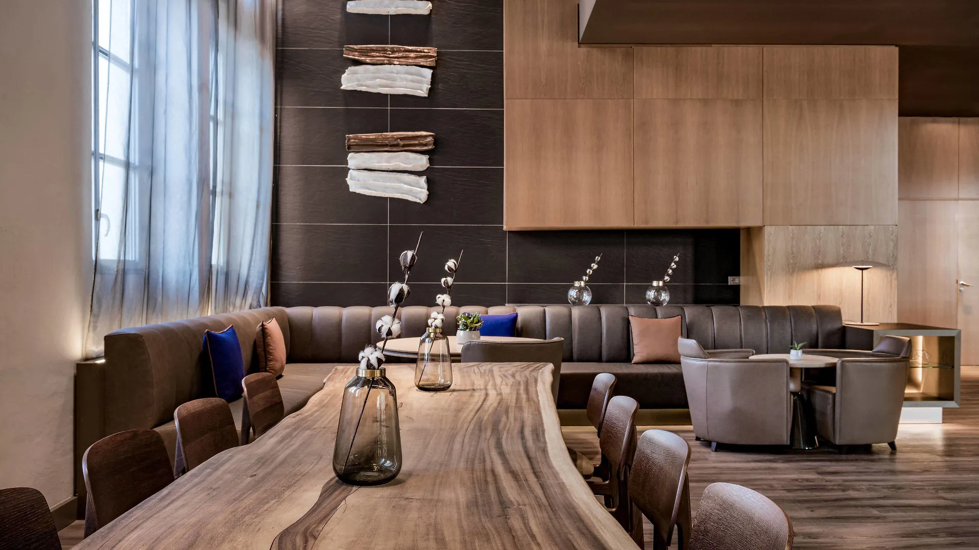 Dove Dormire vicino al Museo dell'Automobile: 4 Hotel Business