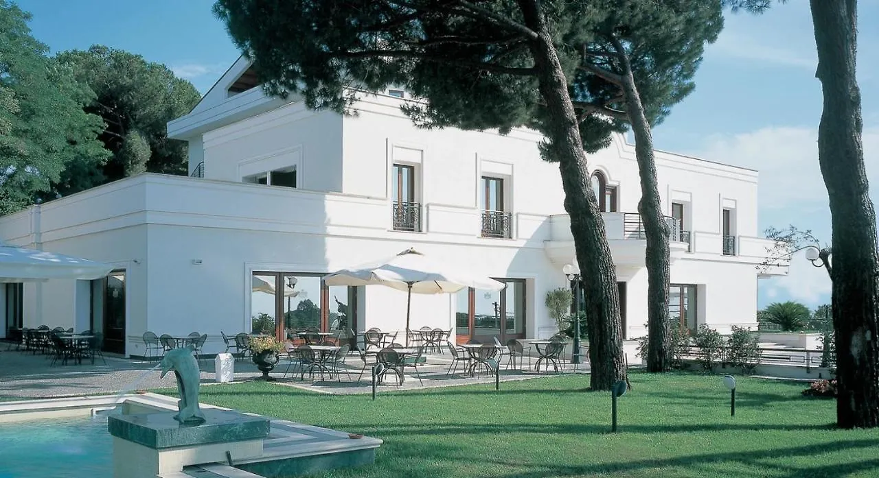 5 Hotel Business Vicino al Circolo Golf Fioranello da Prenotare