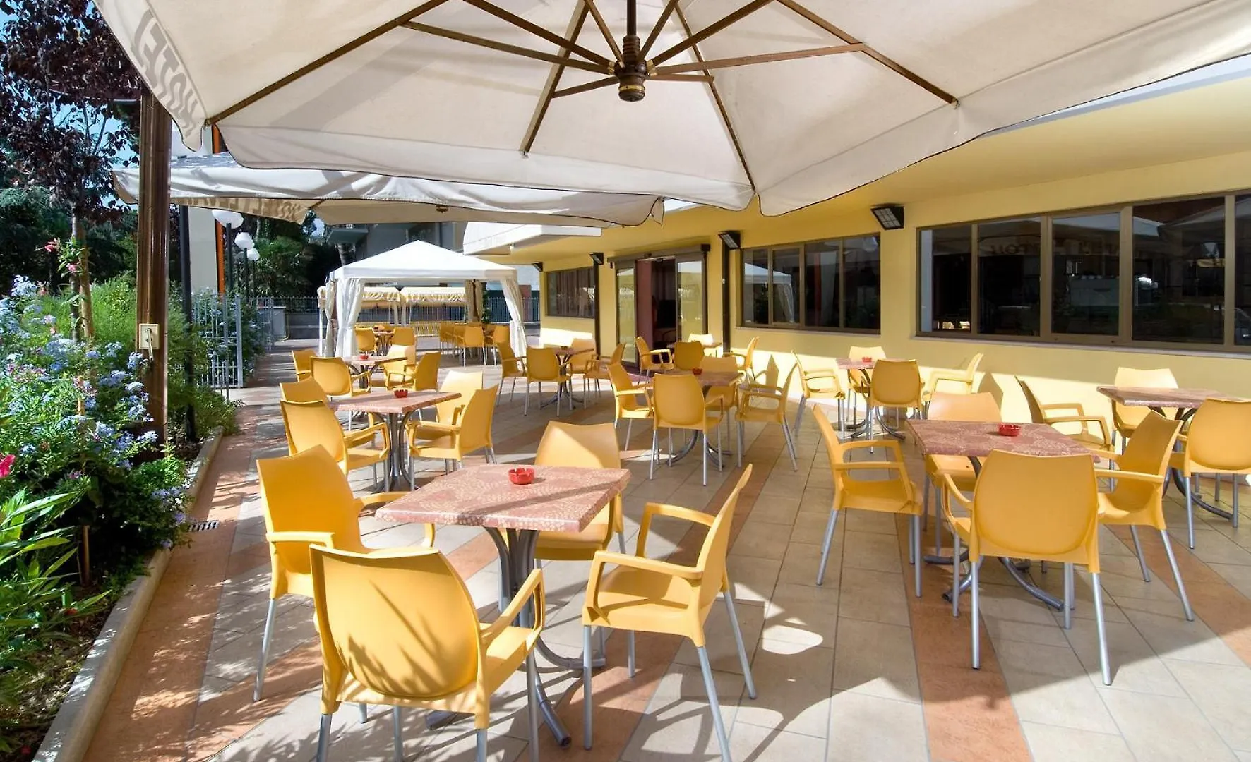 5 Resort Smart Vicino al Museo della Marineria da Prenotare